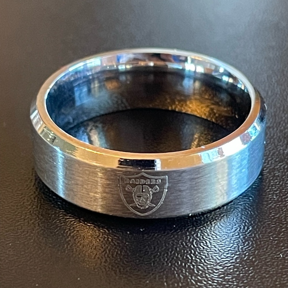 8mm silver Las Vegas raiders ring